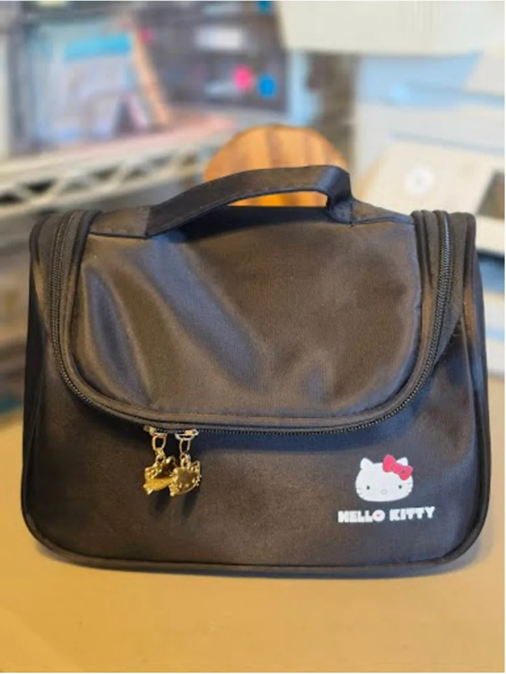 #HK-2381 Hello Kitty Large Makeup Accessory Bag with Several Mesh Inside Pockets